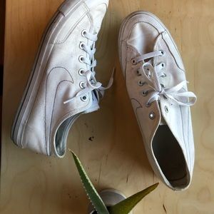 Vintage Nike Trainers